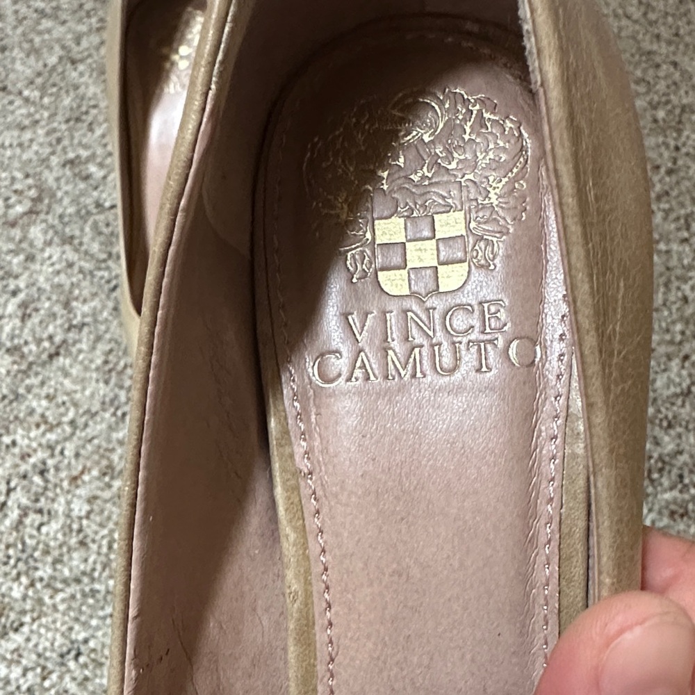 Vince Camuto Tan Peep-Toe Block Heels - Picture 3 of 8